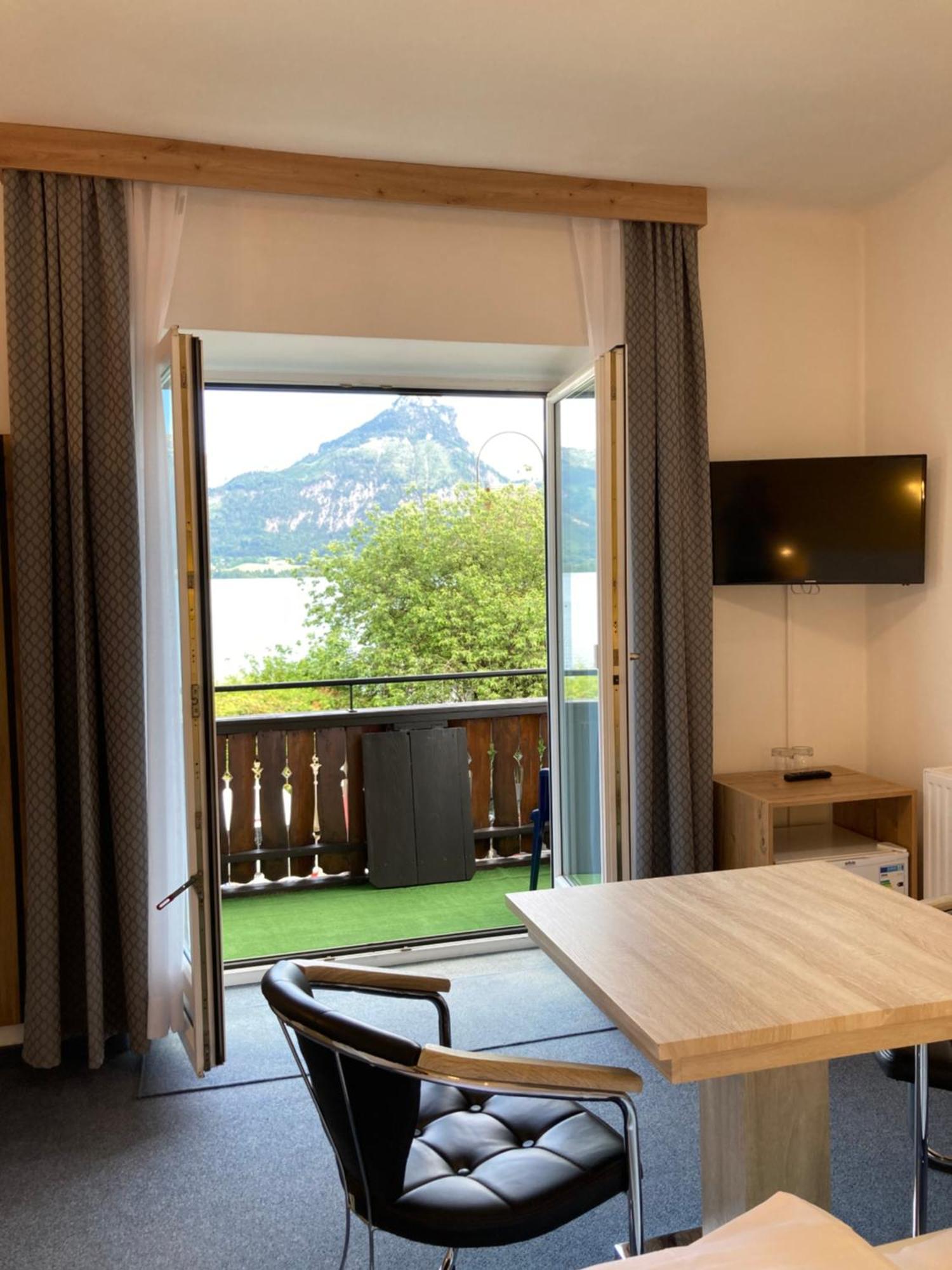 Hotel Seerose Wolfgangsee Saint Wolfgang Rom bilde